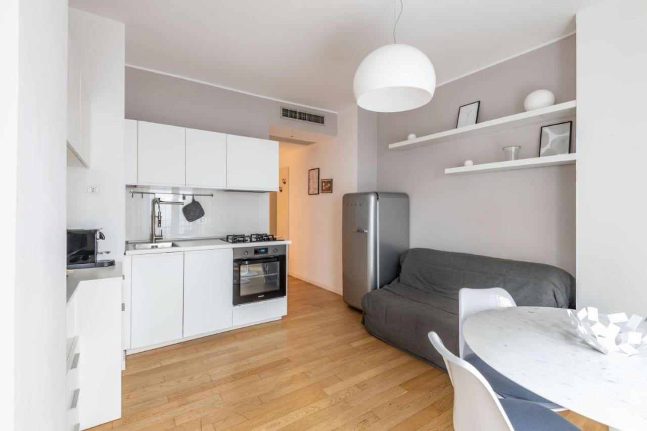 Easylife - Sofisticato Monolocale Con Terrazzino Nel Cuore Di Porta Venezia Milan Extérieur photo