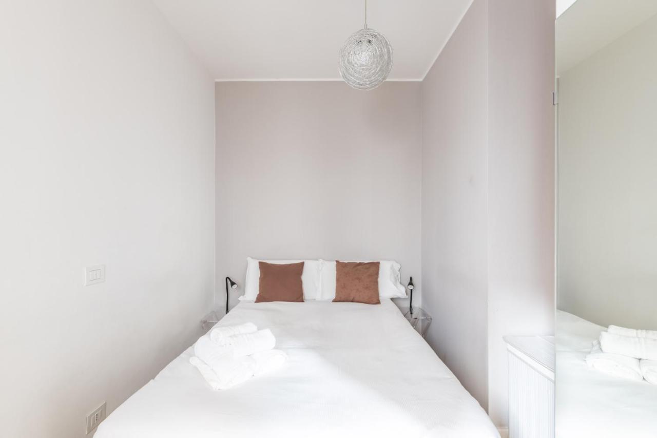 Easylife - Sofisticato Monolocale Con Terrazzino Nel Cuore Di Porta Venezia Milan Extérieur photo